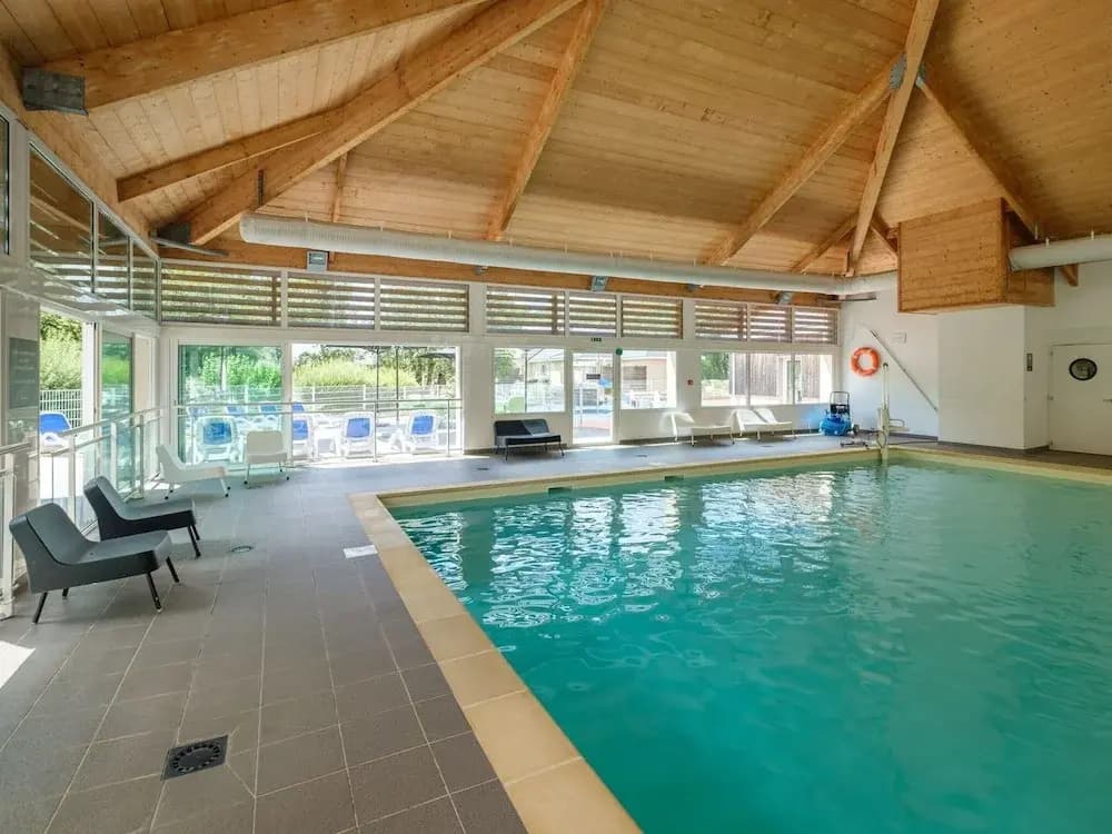Beautiful Maisonette in a Quiet Area in the Loire - Miniature 7