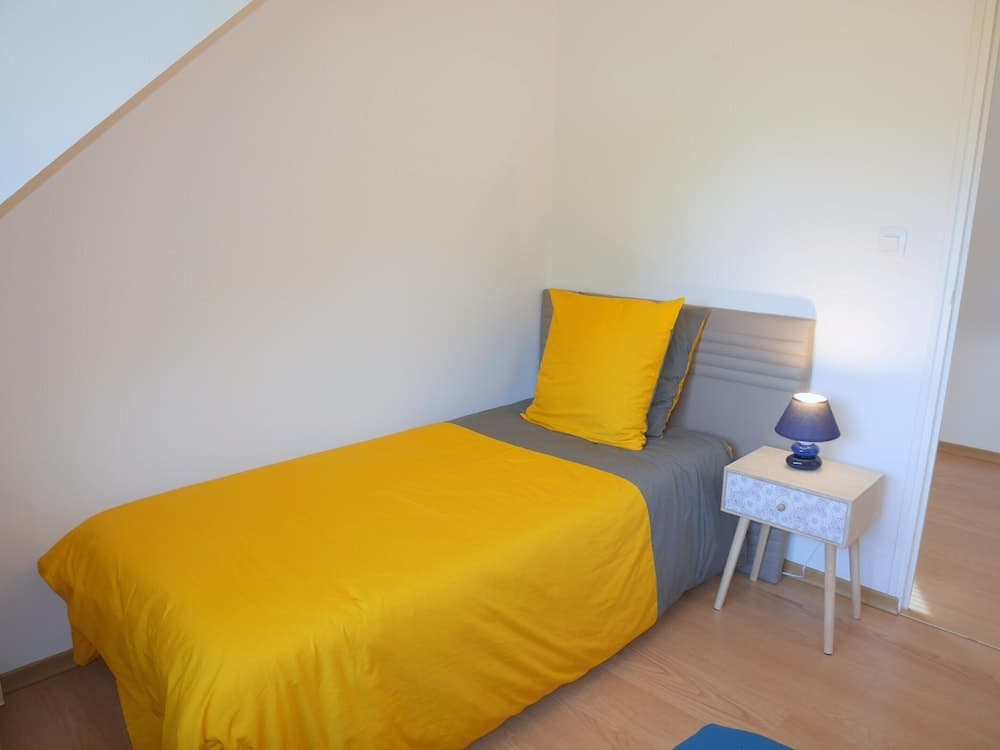 Holiday Home With Partial sea View, Douarnenez - Photo 3