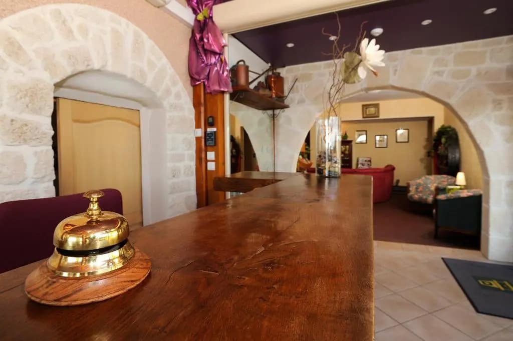 Hotel Des Grands Vins - Photo 2