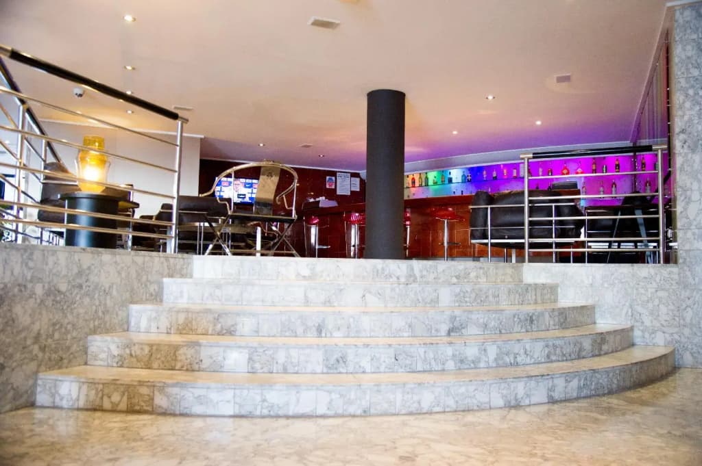 Garden Beach Hotel - Photo 2