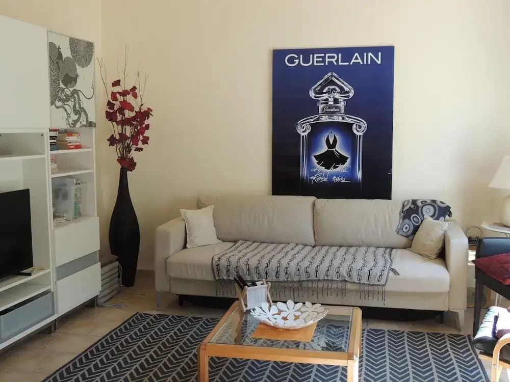 House in Buisson With Provencal Charm - Photo 4