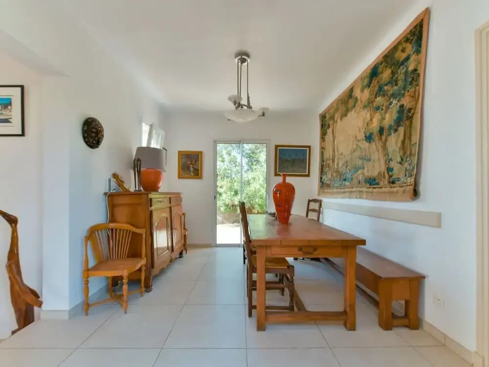 Beautiful Holiday Home With Terrace - Photo 4