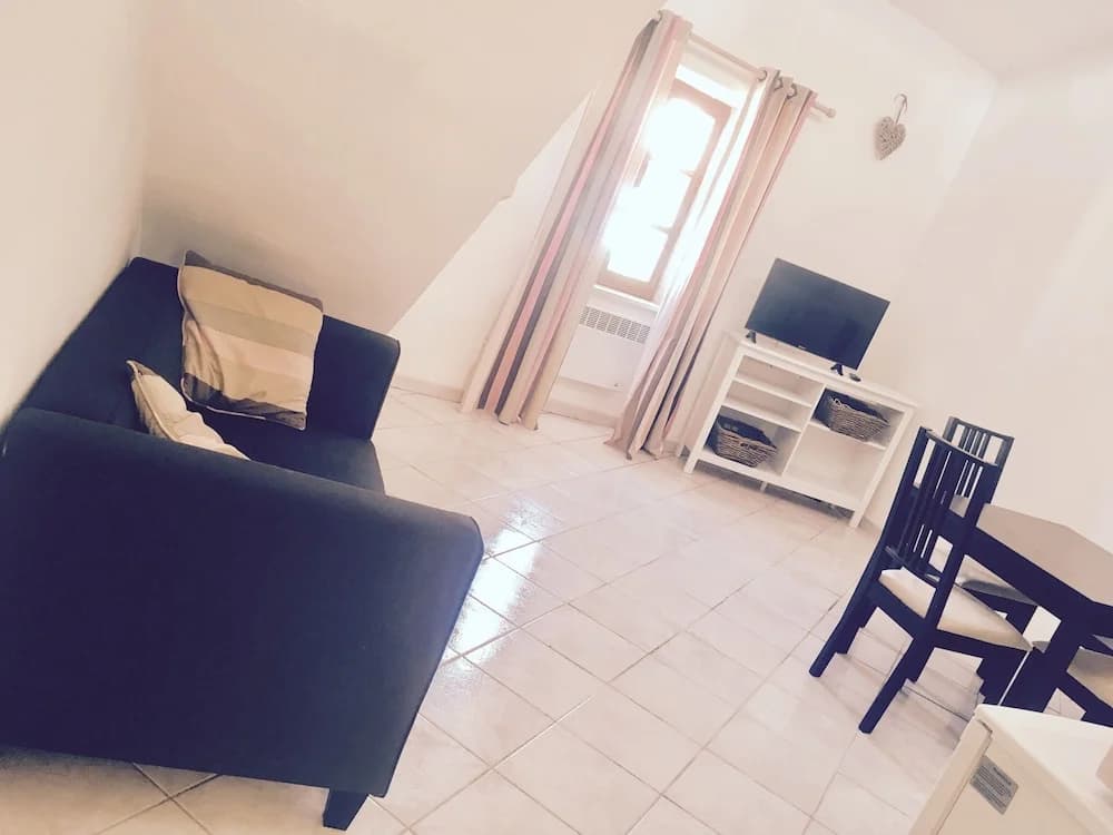 Chez nous 1 - Photo 5