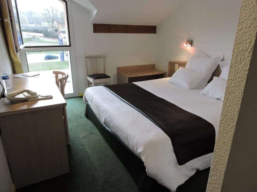 Hotel le Foron - Photo 4
