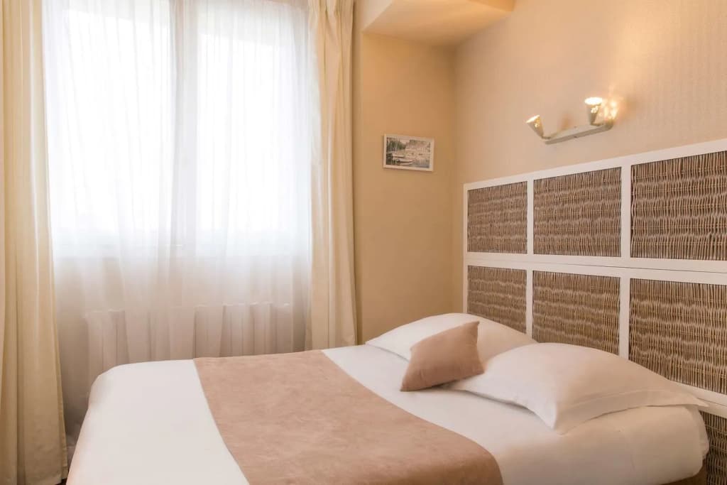 BRIT HOTEL CONFORT CLERIA LORIENT Centre - Photo 2