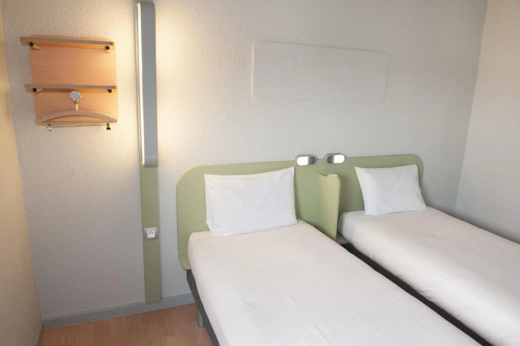 ibis budget Goussainville Charles De Gaulle - Miniature 7
