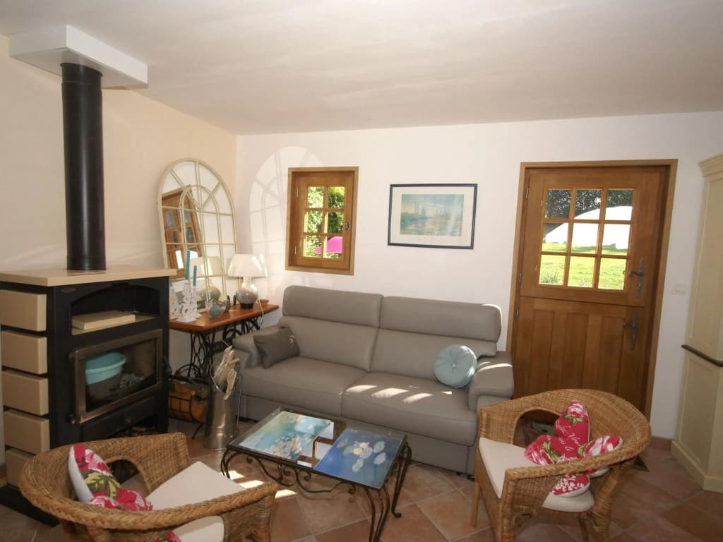 Traditional Holiday Home with Garden in Dampsmesnil - Photo 1