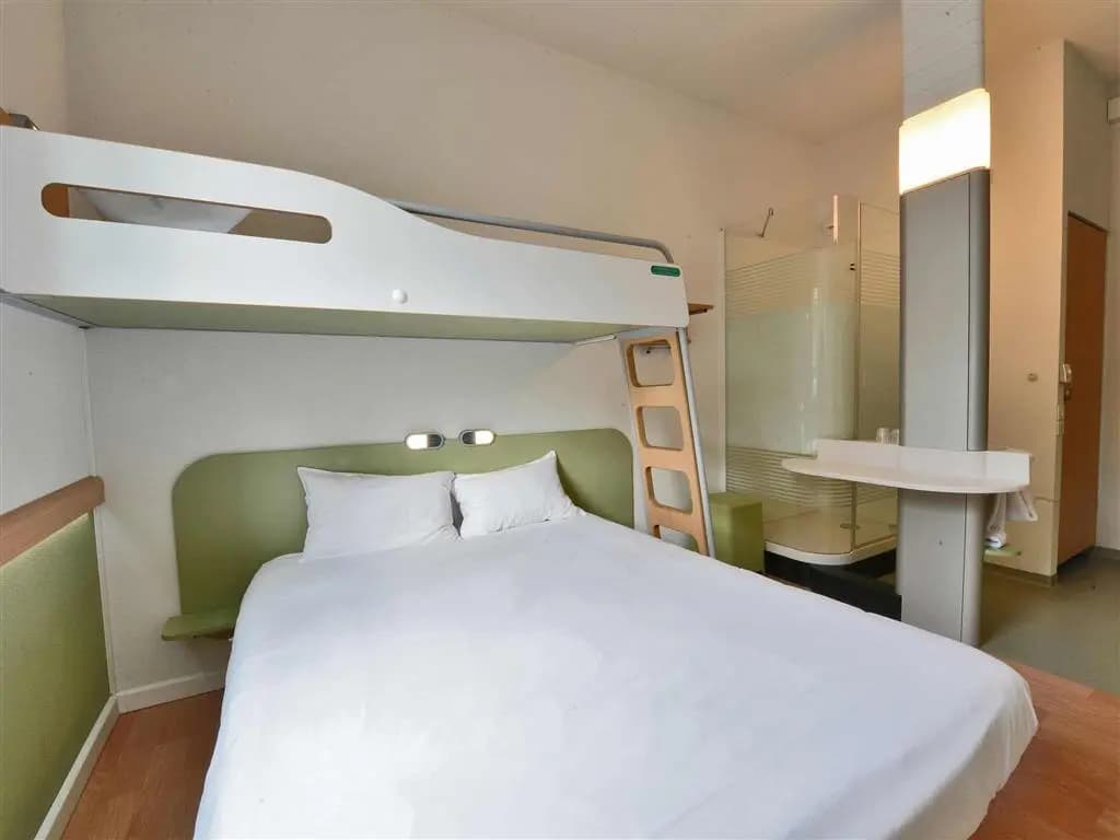 ibis budget Grenoble Sud Seyssins - Photo 4