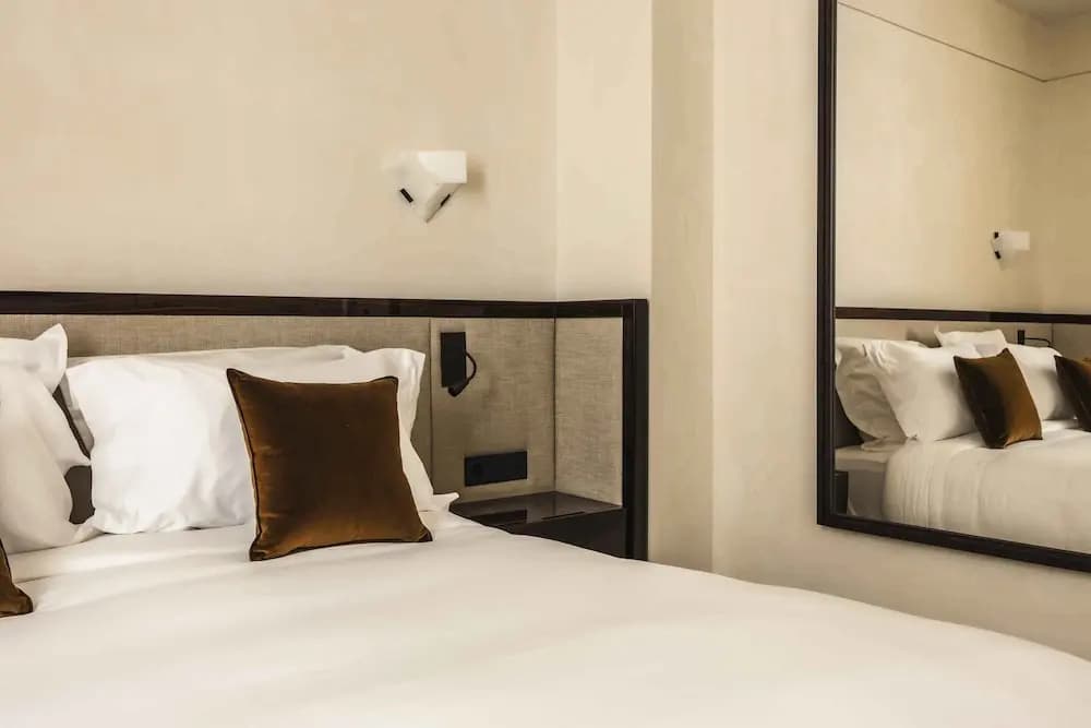 Mondovi Luxury Suites - Miniature 6