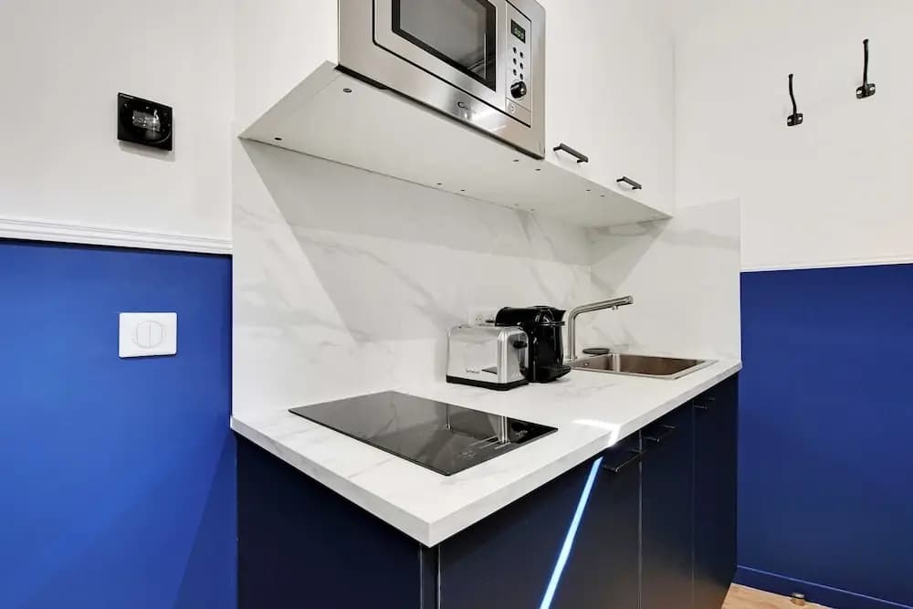 Charming Studio - 2P With AC Near Montmartre - Miniature 6