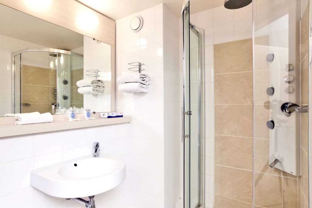 Mercure Chartres Est - Miniature 8