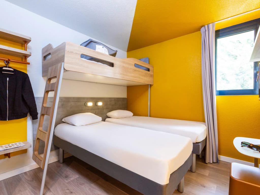 ibis Budget Marne-la-Vallée Noisy-le-Grand - Photo 3