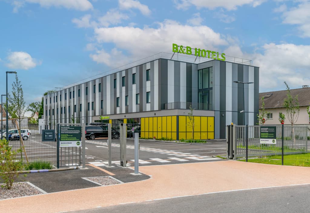 B&B Hotel Mulhouse Bâle Aéroport - Photo 1