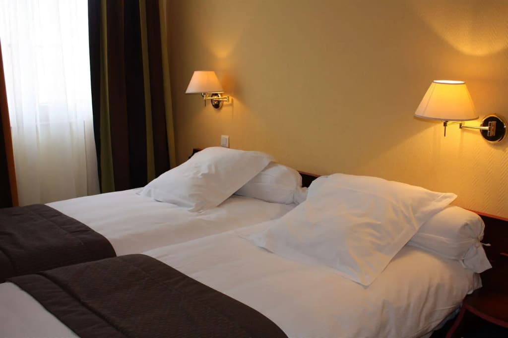 Logis Hotel Restaurant A L'Etoile - Photo 4