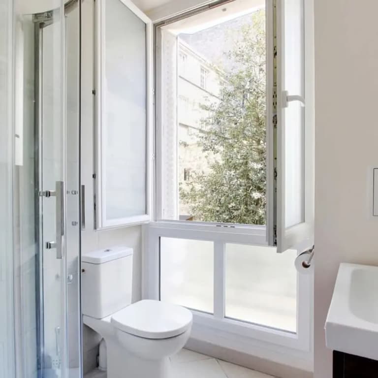 Eiffel Market Charming 2 Bed Apt Near Invalides - Miniature 8