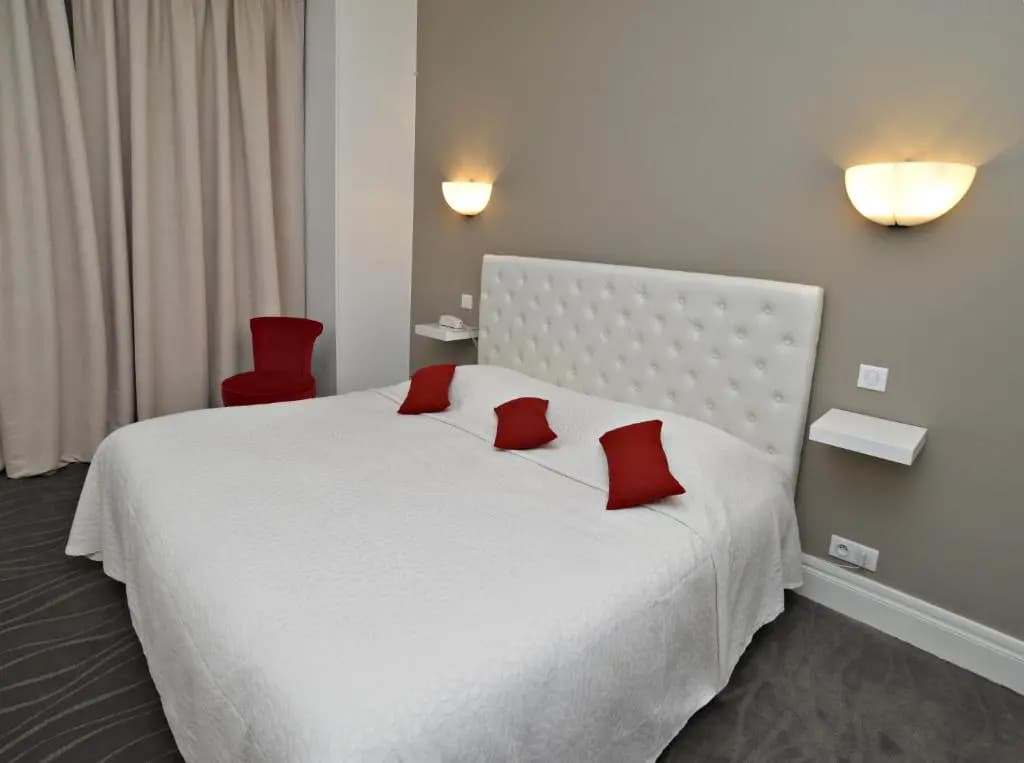 Hôtel Radio - Photo 2