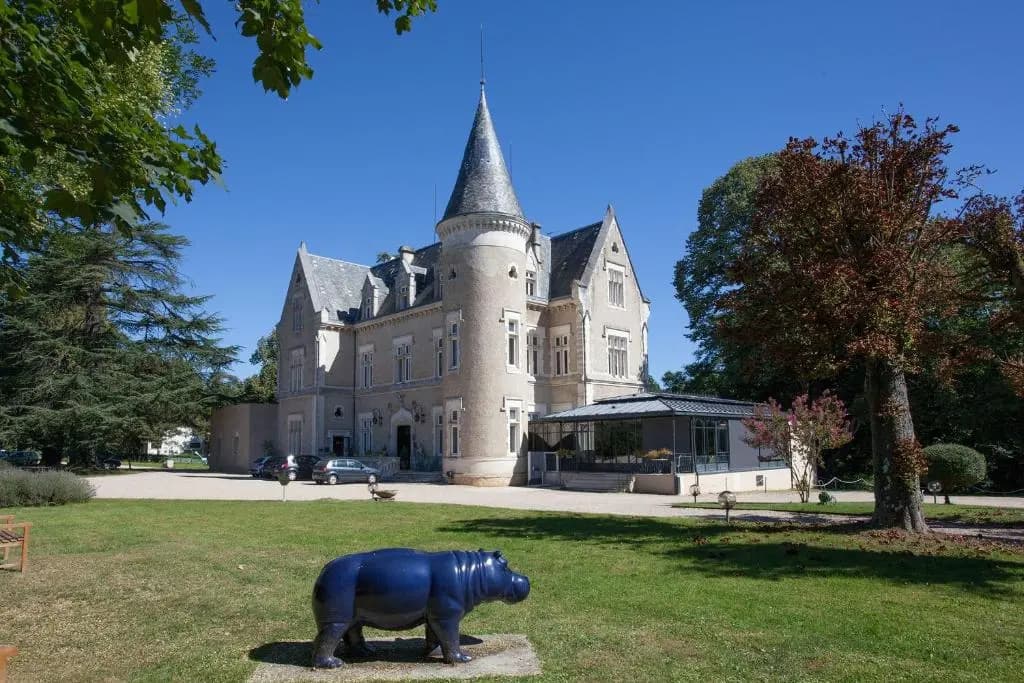 Chateau des Reynats - Miniature 7