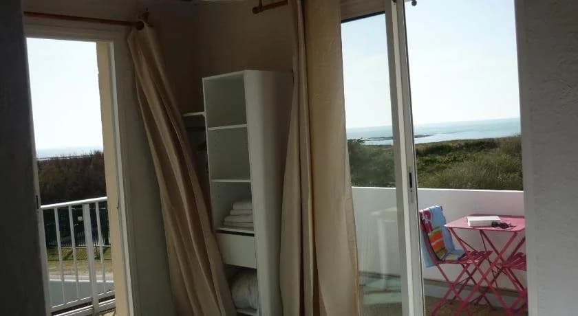 Hôtel La Petite Plage - Miniature 6