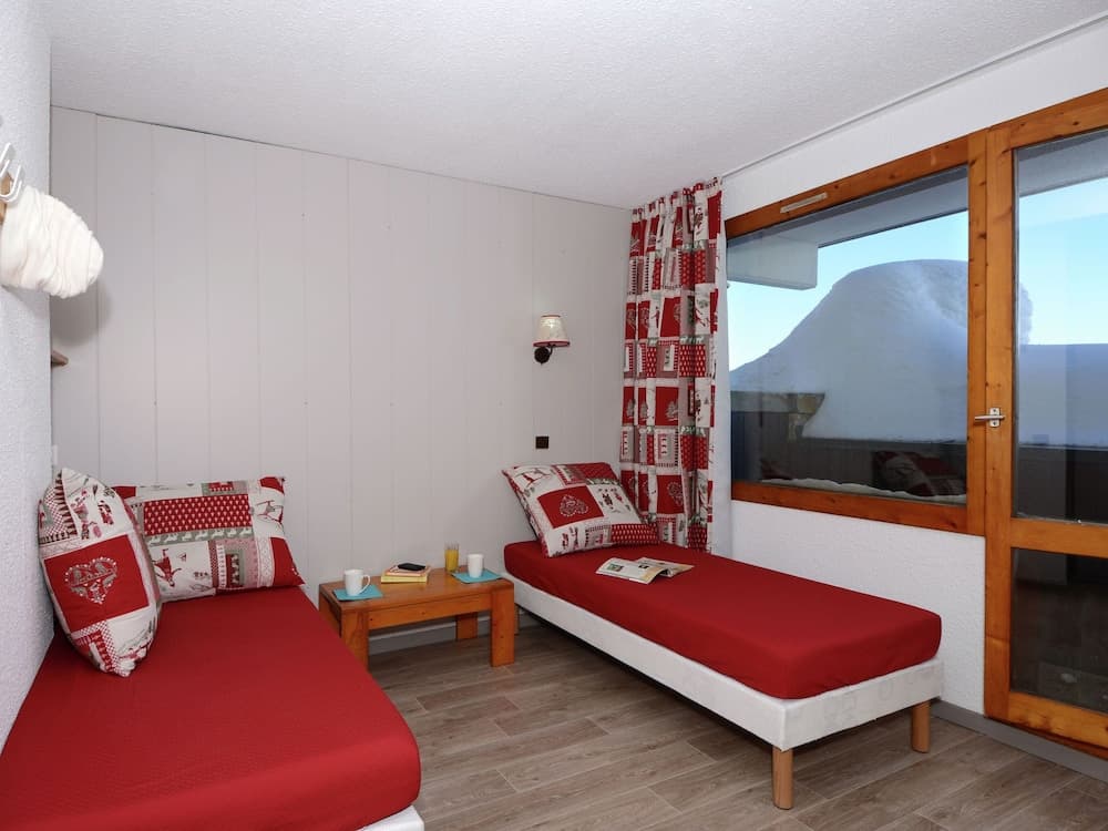 Slopeside Stay in Meribel - Photo 2