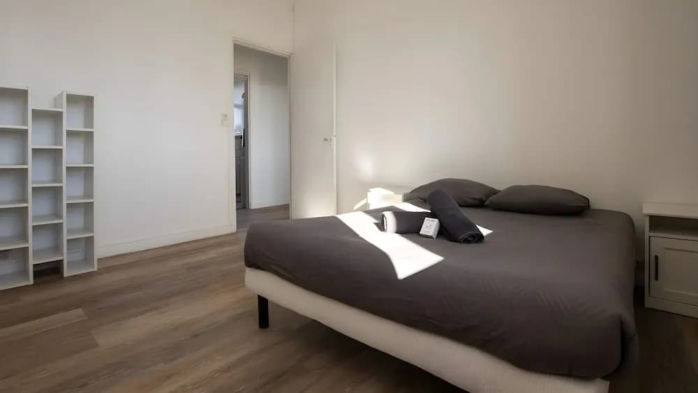 Cosy Place d Armes au 3eme Etage - Photo 3