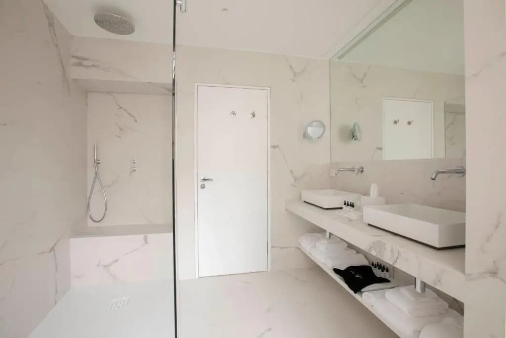 BORD EAU Guest House - Miniature 7