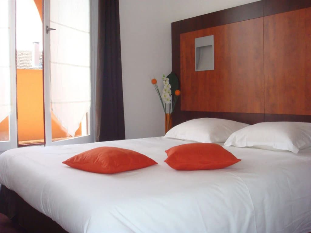 Geneva Residence - Photo 3
