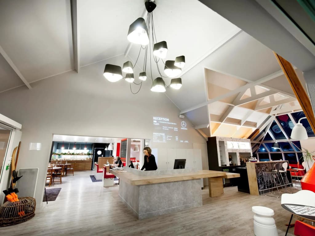 ibis Brest Kergaradec - Photo 2