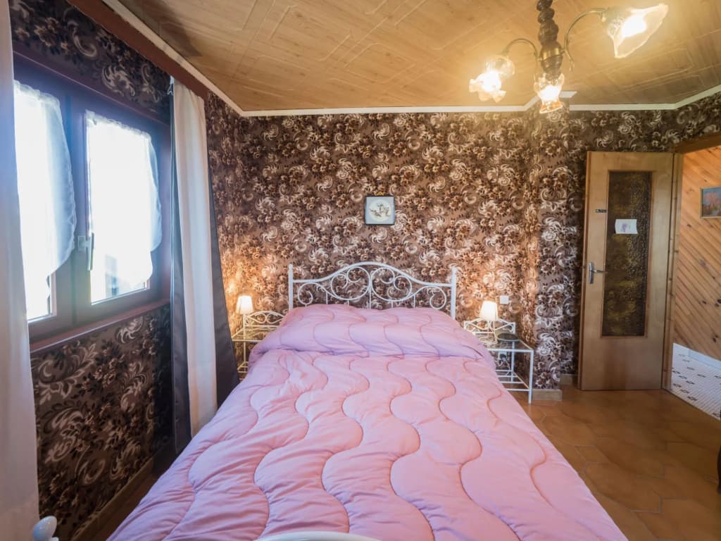 Quaint Holiday Home In Girmont-Val-d'Ajol with Private Terrace - Photo 4