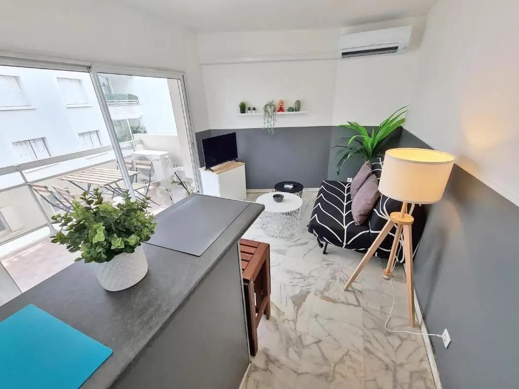 GregBnb-com - T2 Pleine Ville - CLIMATISE - BALCON - 1 - Miniature 7