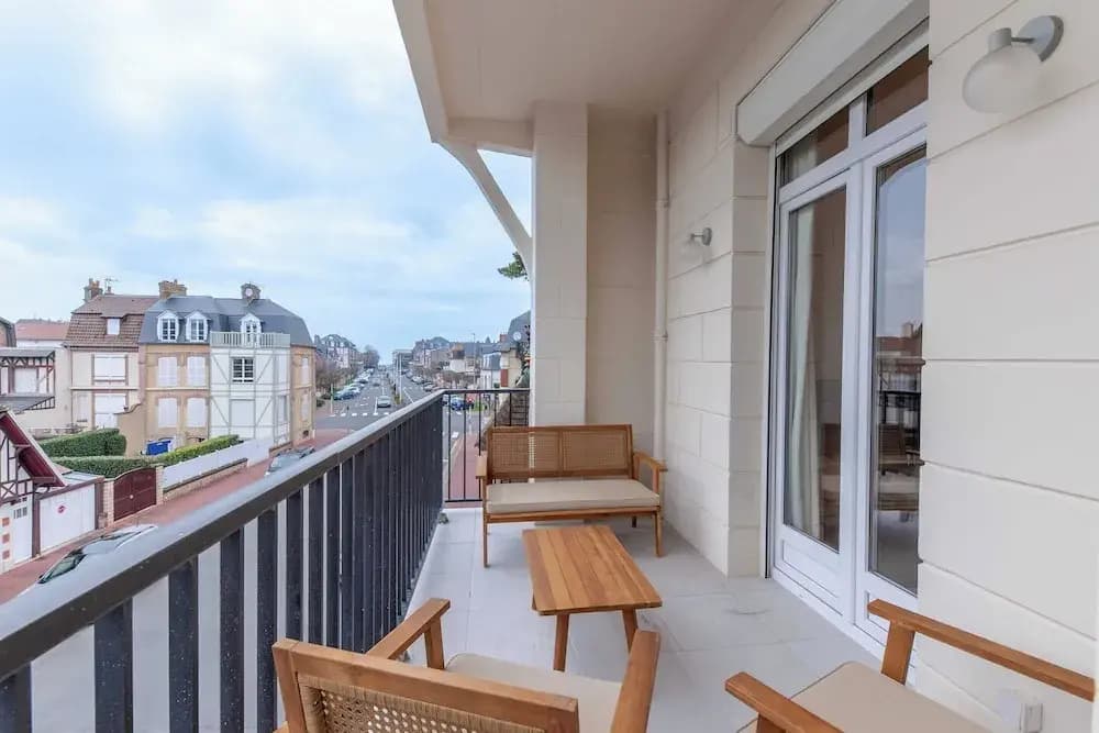 Apartment 4 People w/ Balcony 500m From the Beach - Miniature 7