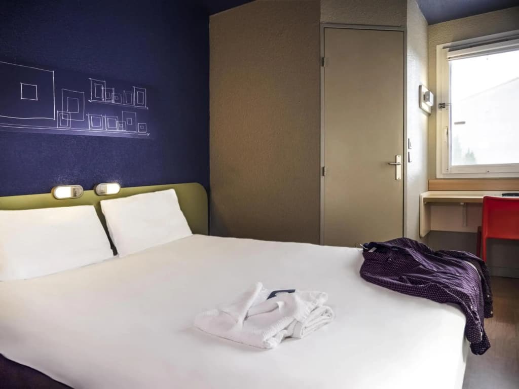 Ibis Budget Arles Sud Fourchon - Photo 2