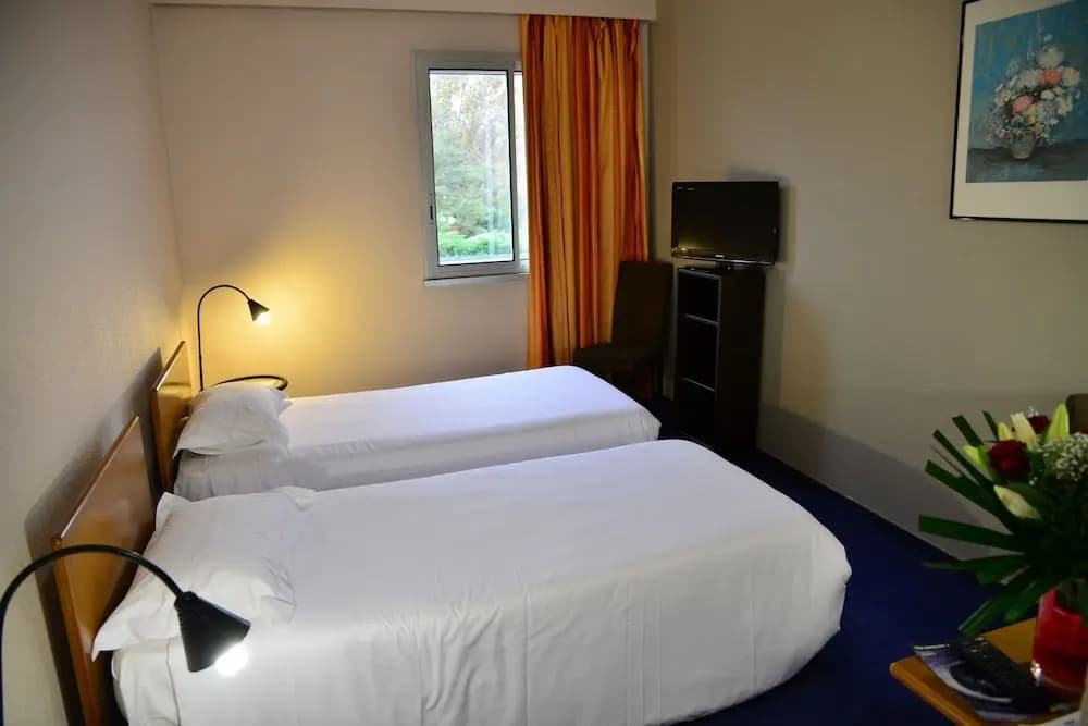 Aéroport Hôtel - Photo 2