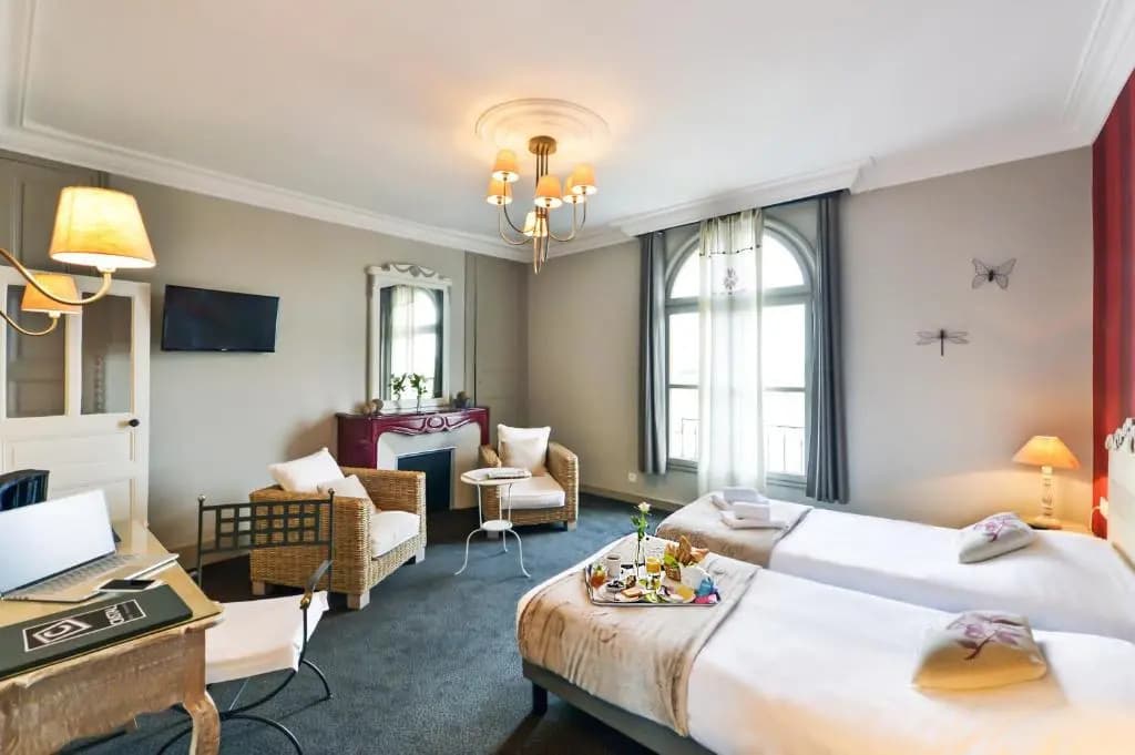 Logis Hotel Restaurant Cristal - Photo 4