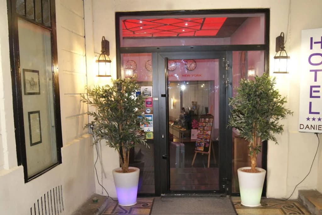 Hôtel Danieli Avignon - Photo 1
