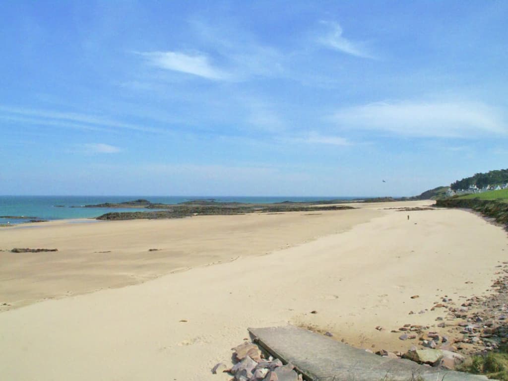 Comfortable holiday home in Brittany near the sea - Miniature 8