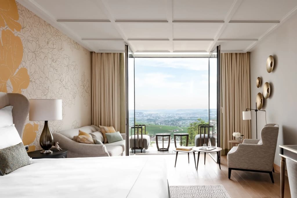 Royal Champagne Hotel & Spa - Photo 3