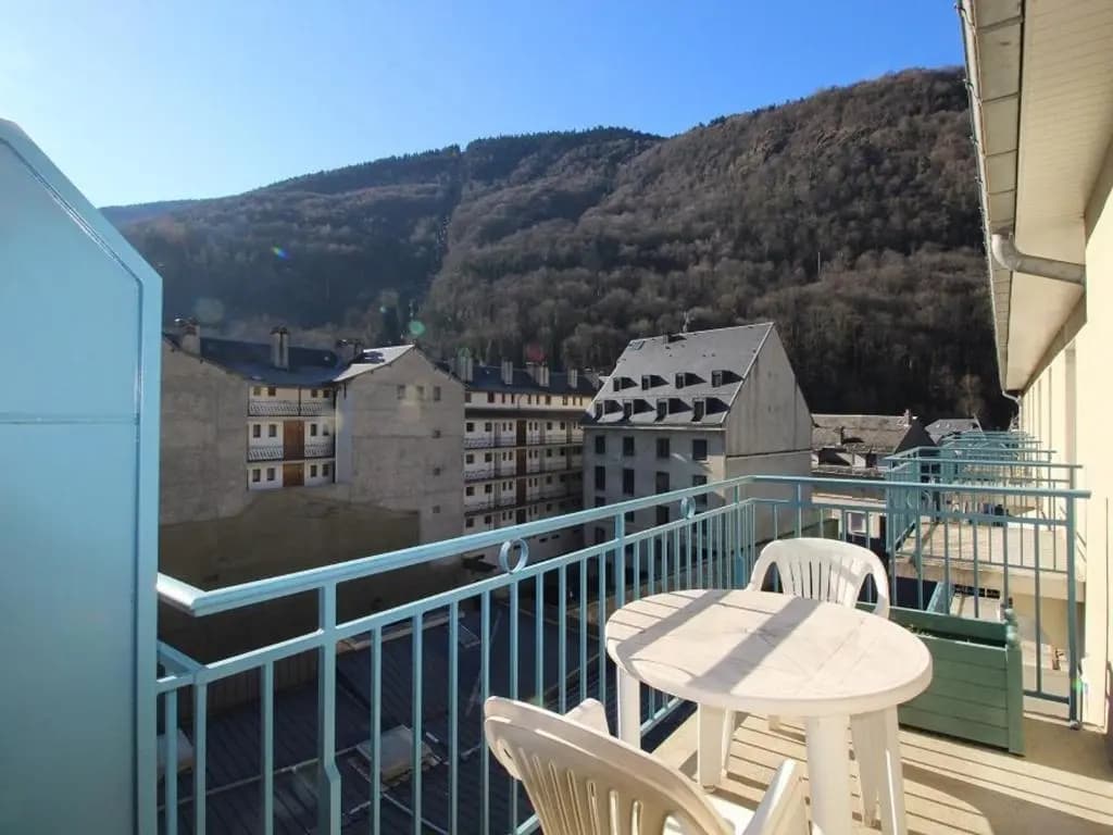 Appartement Bagnères-de-Luchon, 2 pièces, 4 personnes - FR-1-313-195 - Miniature 6