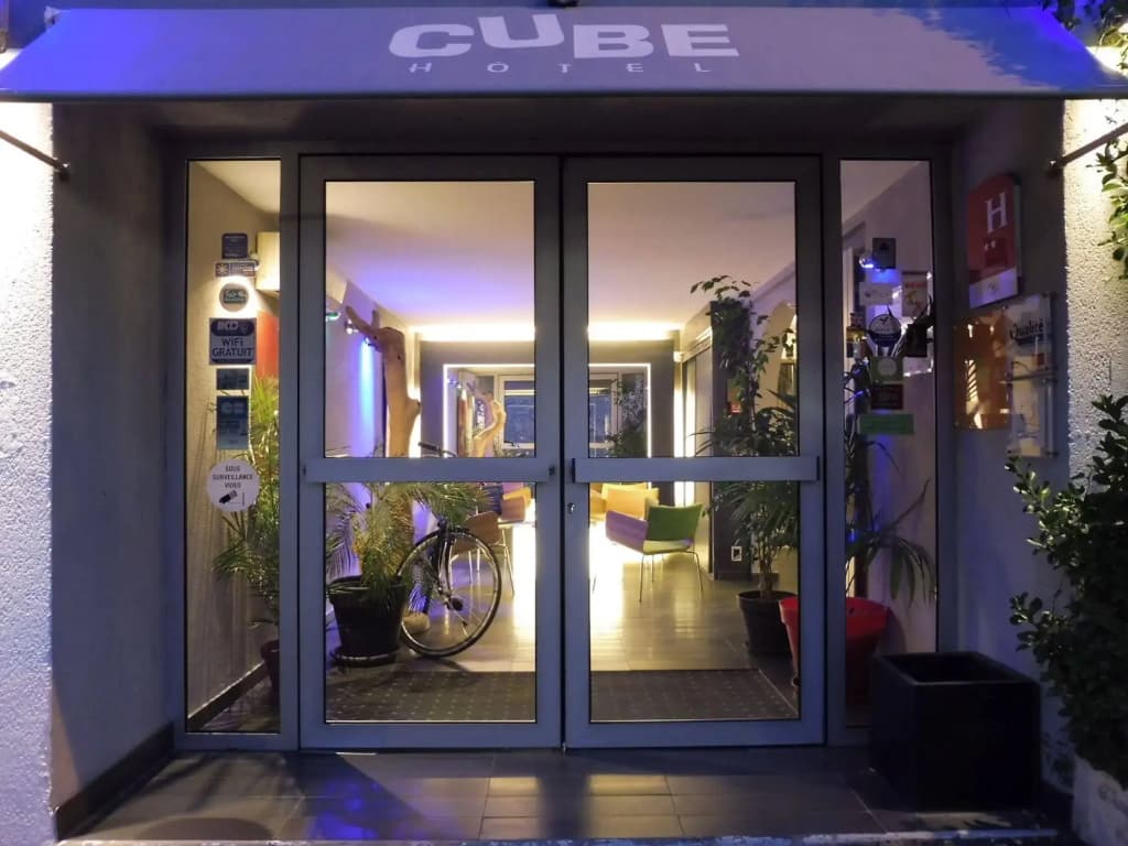 Cit’Hotel L’Oasis d’Avignon - Photo 1