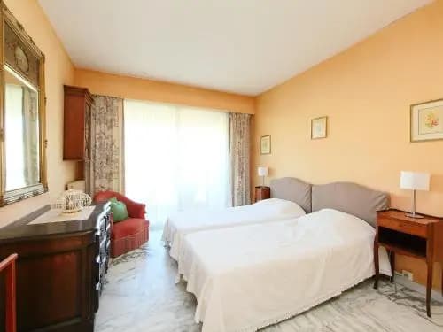 PresquIle Apartment - Photo 2