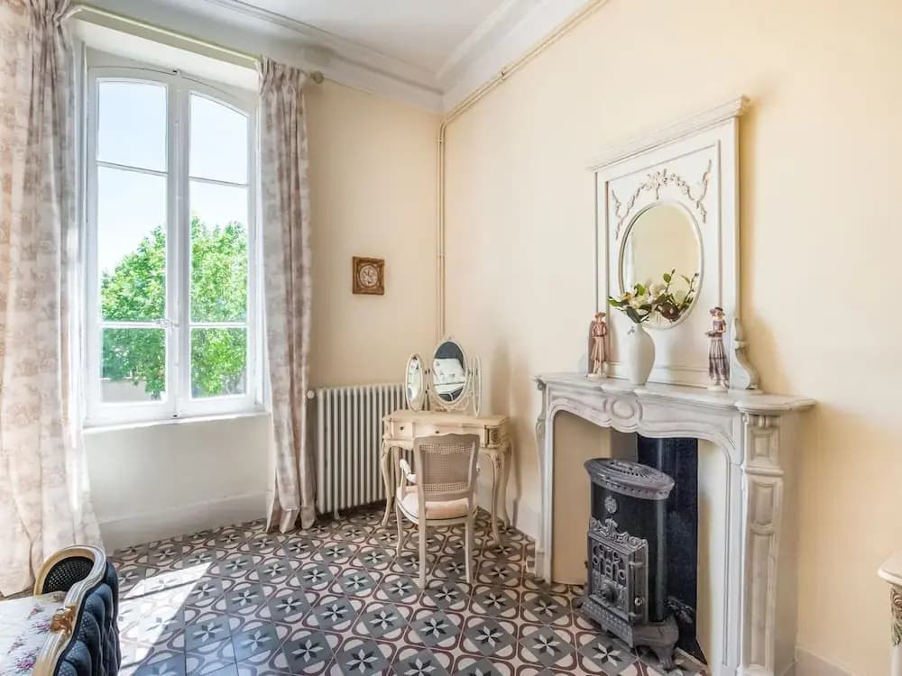 Elegant Holiday Home Near the Canal du Midi - Miniature 6