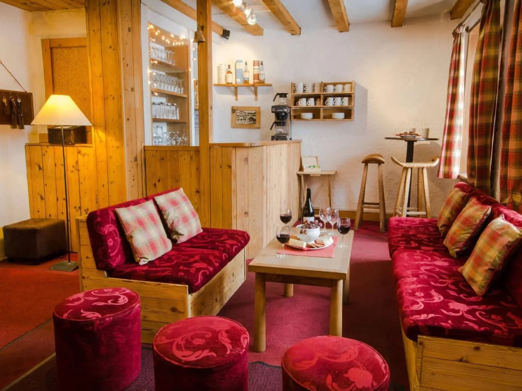 Hotel Rond Point d'Arbois - Photo 3