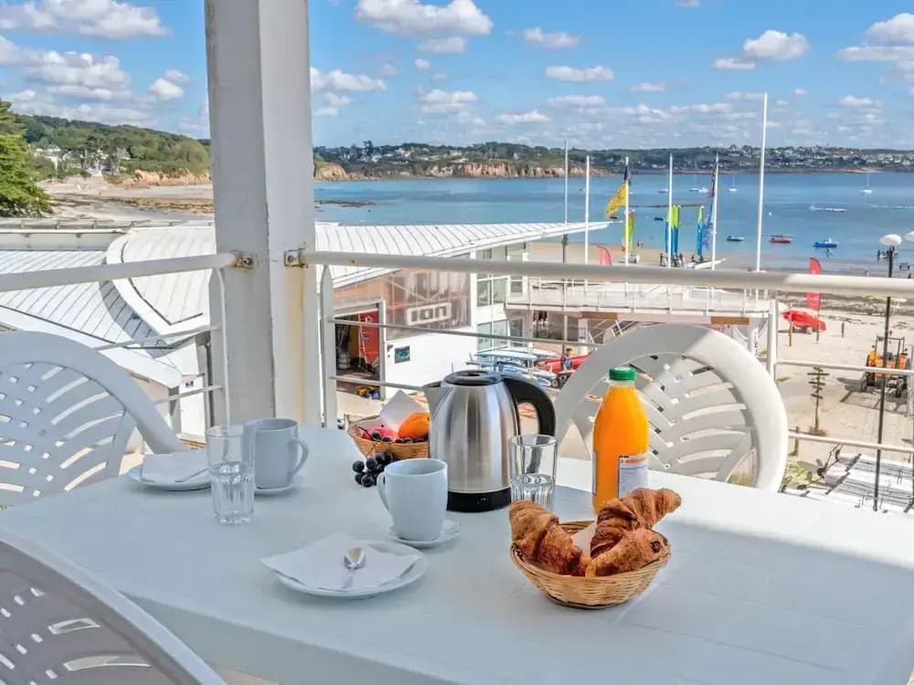 Apartment in France With Balcony & Parking - Miniature 7