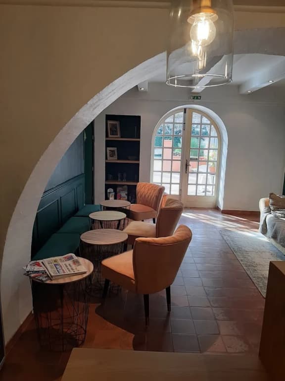 Hôtel Le Chêne Vert - Photo 2