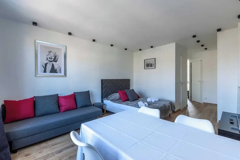 Beautiful Equipped Apartment in Downtown Deauville 4p/1br - Photo 2