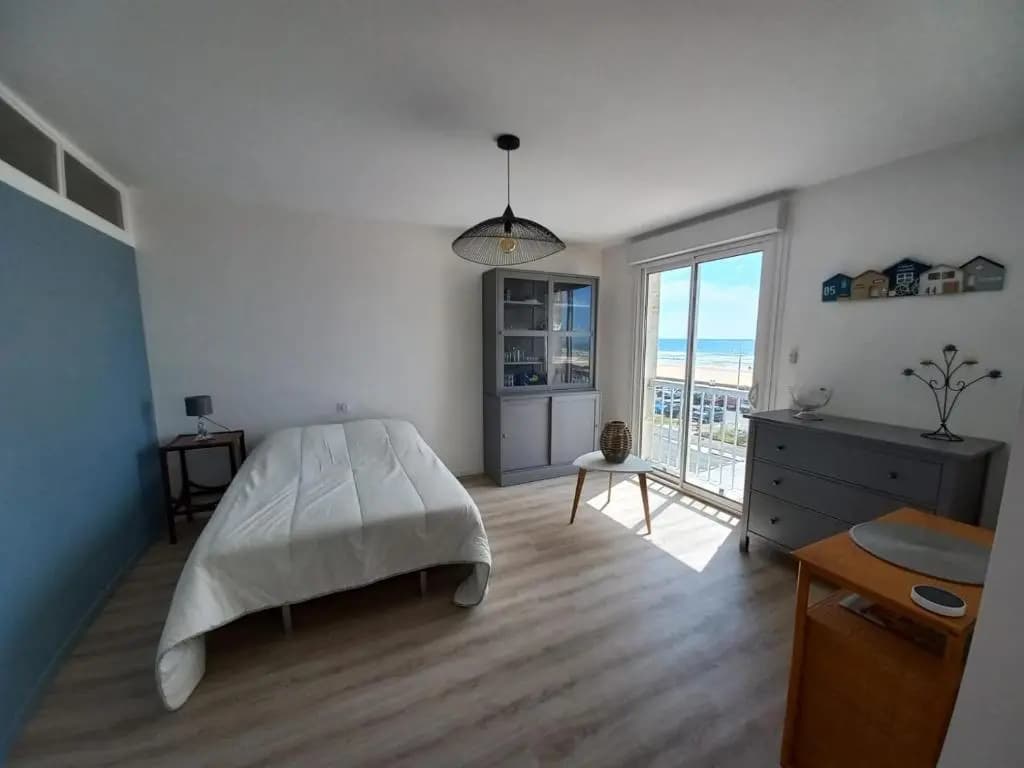 ATLANTIQUE 2 - Appartement rénové vue mer 1 chambre - Photo 3