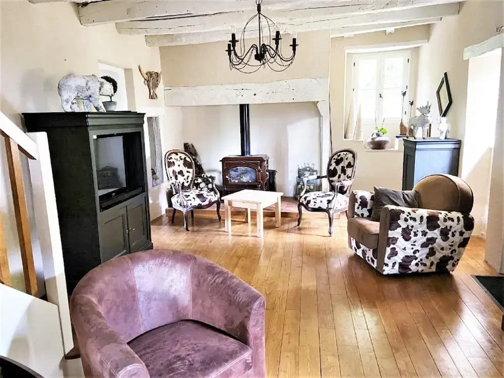 Charming 1930s Home in Altillac - Miniature 8