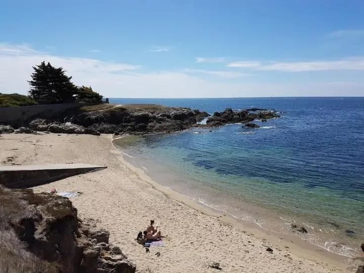 FLEUR DE SEL logement de 21m2 avec prêt vélos, meublé Tourisme 2 étoiles, cuisine et sdb privées avec terrasse clôturée de...