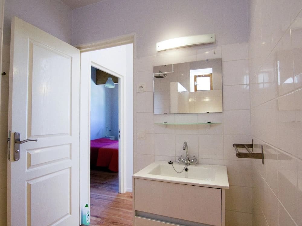 Spacious Cottage in Limousin With Private Pool - Miniature 7