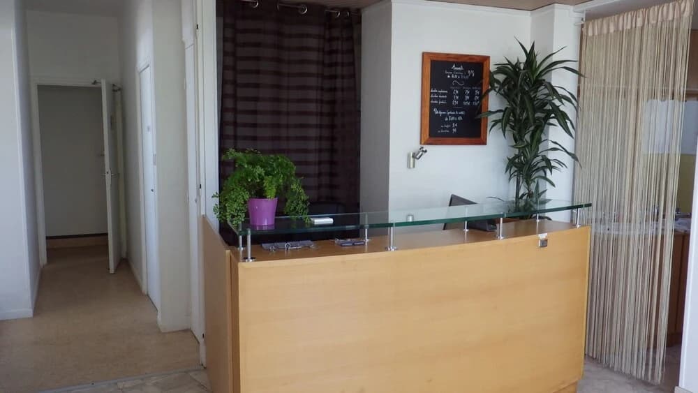 Hôtel Les Embruns Royan - Photo 2