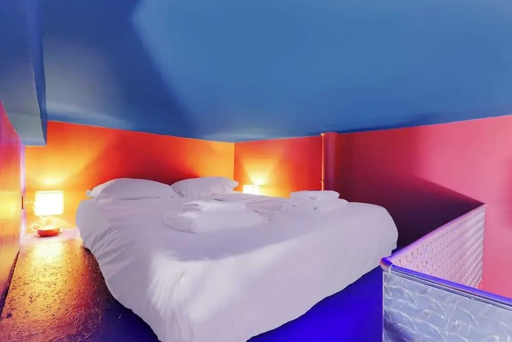 Cosy, Colourful Studio for 2 - Heart of "marais" - Photo 1